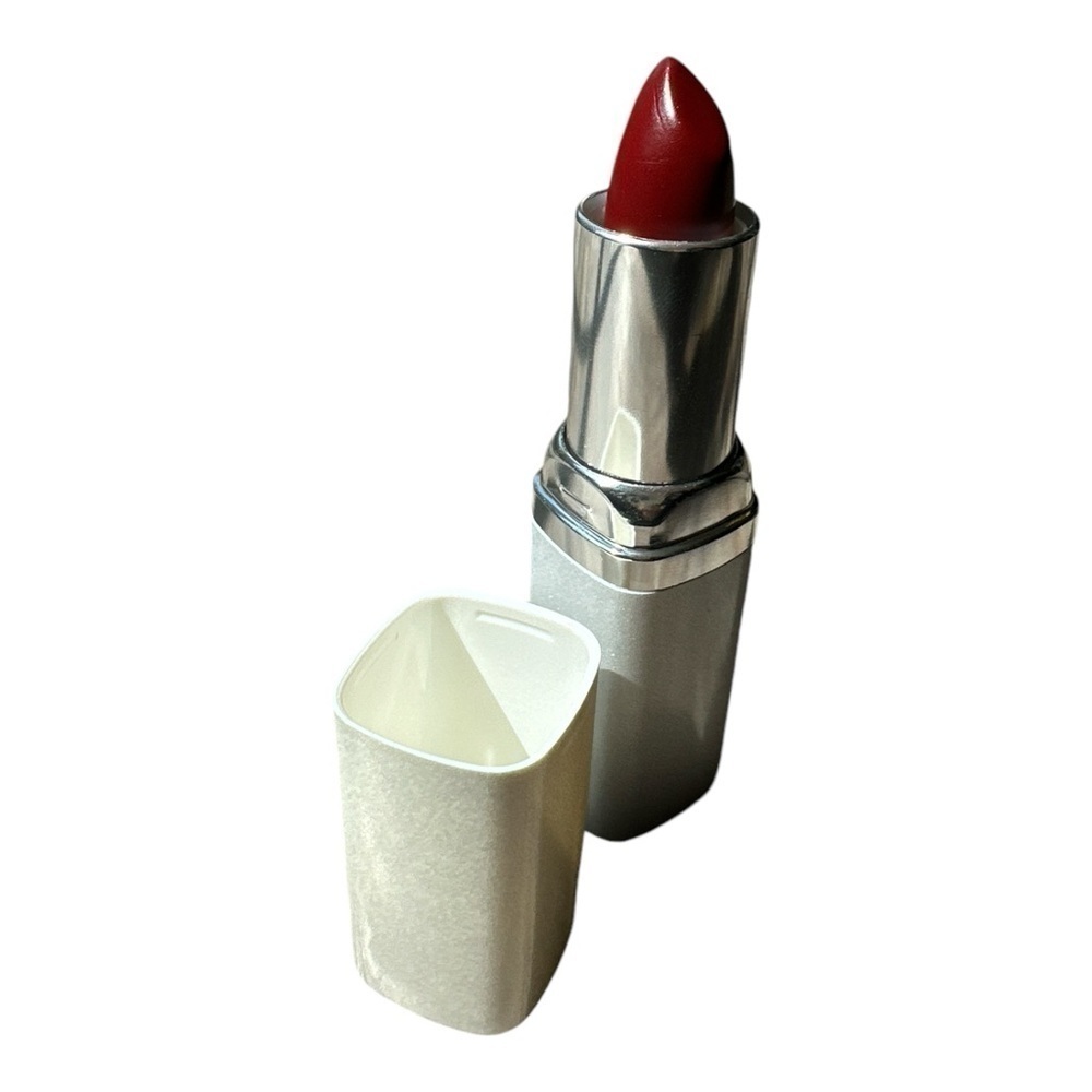 Women Of Earth Avon Shade Regal Lipstick New